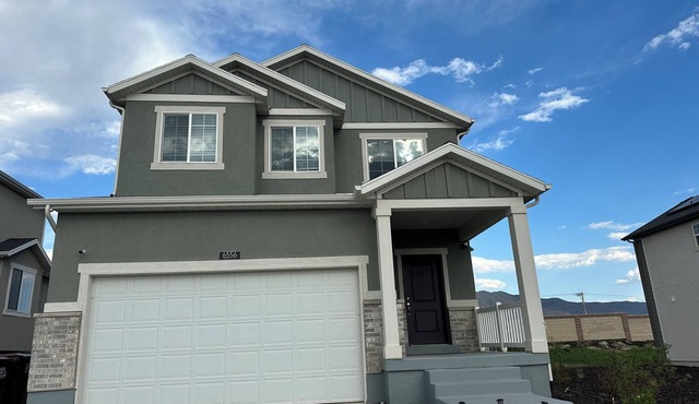 Beautiful Home in Eagle Mountain 3bedroom, WIFI , AC in Eagle Mountain