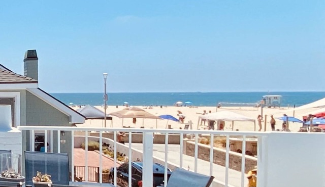 Best Beach Home- Steps To The Sand - Awesome !