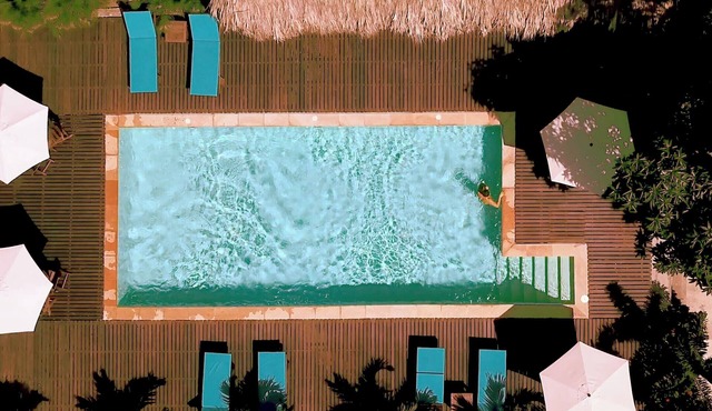 Best in Vegas!7 Bedroom/12 beds -Sauna, Jacuzzi, Tropical, Golf, CLOSE TO STRIP!