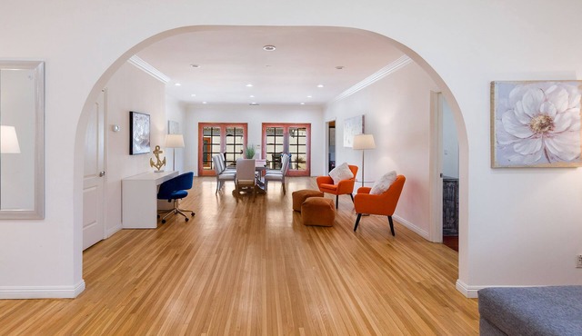 Beverly Hills Serenity Estate