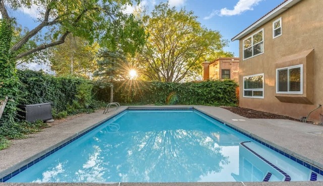 BNEW 6BR Postmodern 3k+sqft. Home in ABQ w/Pool! in Albuquerque