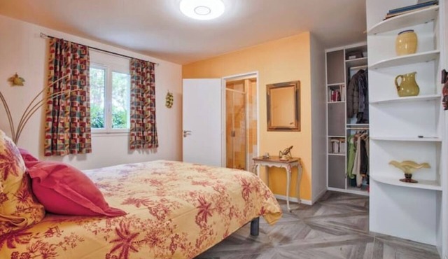Bordering Cabourg Villa Entière in Cabourg