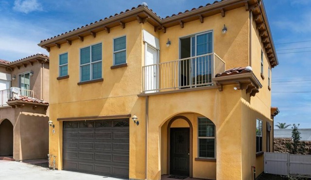 BRAND NEW - Cozy, Central, Private, All Amenities