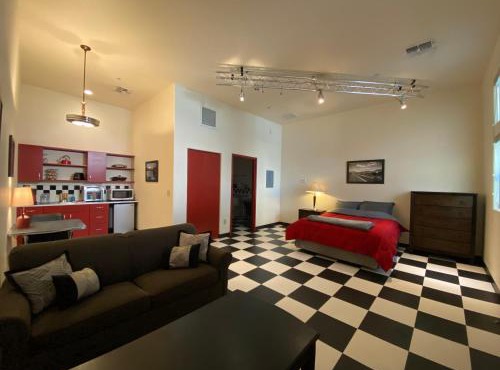 Brunswick Studio 101
