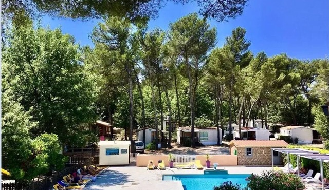 Camping le Devançon * - Mobile home Comfort DOMINO 5 people in AIX EN PROVENCE