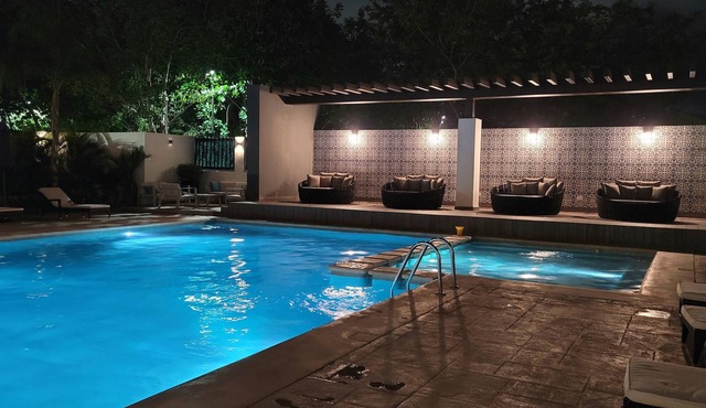 CASA NIKTE PLAYA DEL CARMEN, NEAR 5TH AVENUE, XCARET PARK, AND CENTRO MAYA MALL. in Playa del Carmen