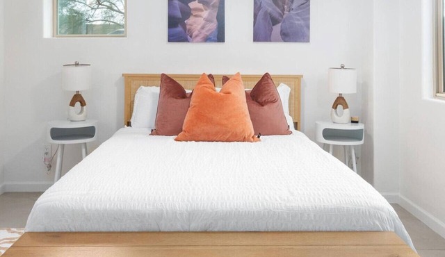 Casetta Bella: Cozy Retreat 1 block from U of A