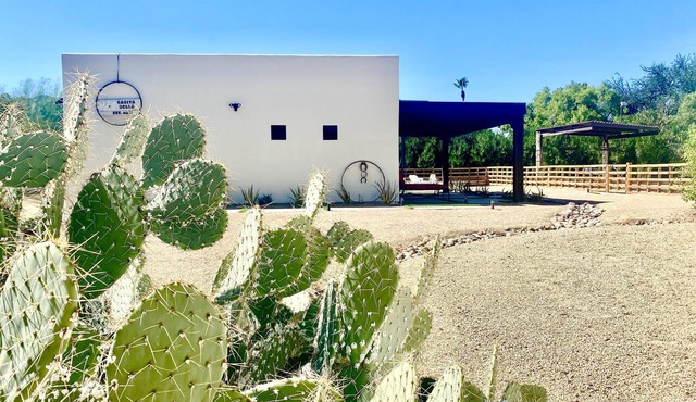 Casita in Paradise Valley Az Near Old Town Scottsdale- Tons of Privacy