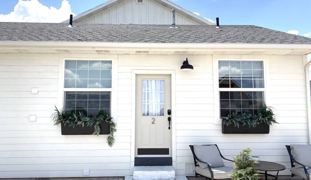 Cedar Studio on Meadowlark, private studio apt in Snowflake