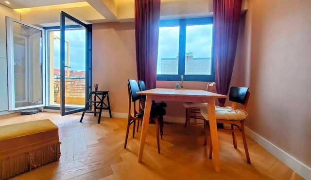 Central Nice Apt w/Terrace - Family & Business in Nice