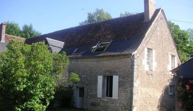 charm and comfort of the campaign in the castles of the Loire. in Candé-Sur-Beuvron