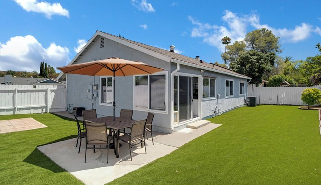 Charming 4BDs2BAs at Thousand Oaks in Thousand Oaks