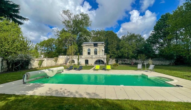 Charming chapel, pool near Loire in Bréhémont
