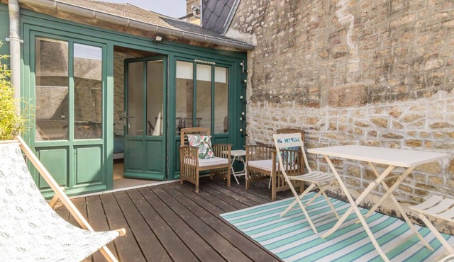Charming duplex with private terrace in the heart of Avranches in Avranches