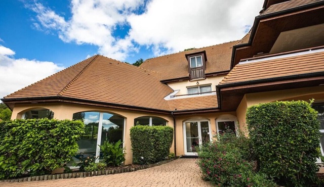 Charming Riverside Escape in Historic Normandy, just 80 Minutes from Paris. in Connelles