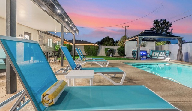 Charming Scottsdale Retreat with Free Heated Pool - 5 Minutes from Old Town in Scottsdale