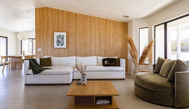 CHI House- Joshua Tree Retreat I Spa + Cowboy Pool