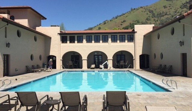 Clear Lake | Relaxing Retreat | Pool + Lake in Nice