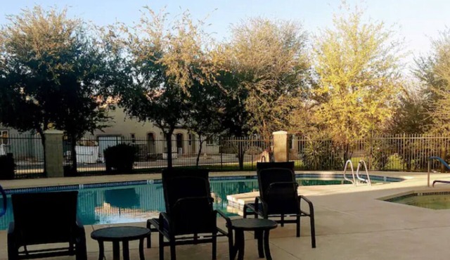 Close to everything with comfortable accomodations STR License STR0000073