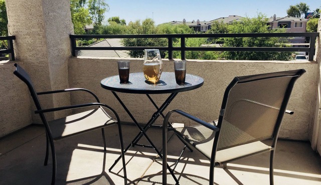 Comfortable, Affordable – 2 br 2 ba Phoenix condo - Ideal for long stays! in Phoenix