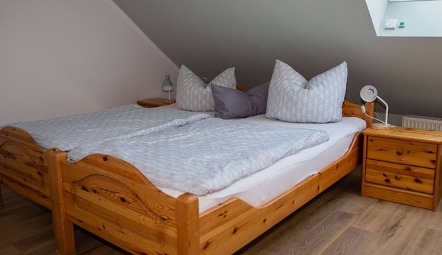 Comfortable vacation apartment with a beautiful garden in Ebern