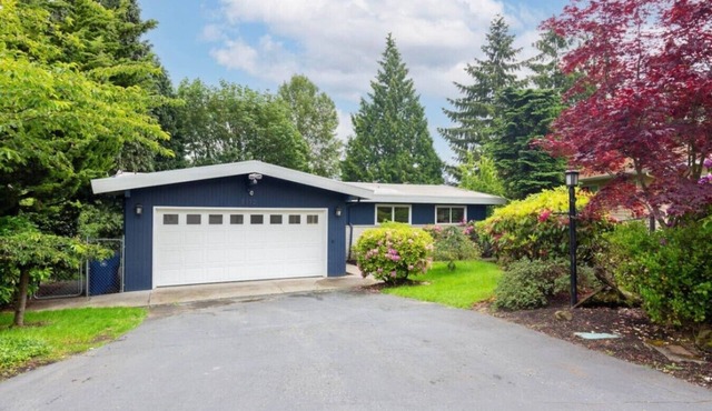 Comfy 3BR/2BA Lower Unit @Tukwila | Near Airport in Tukwila