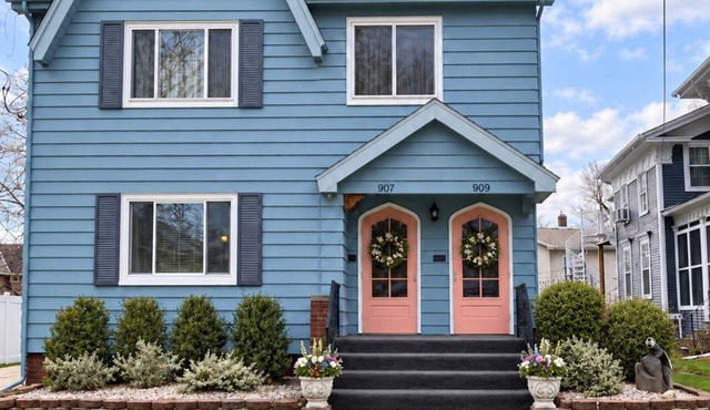 Comfy Flat with Old World Charm in the city in Jackson