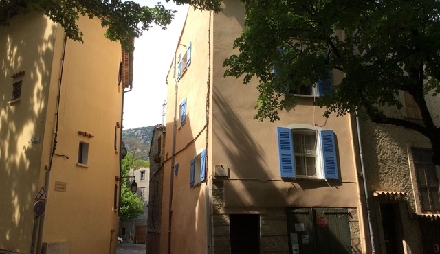 Completely renovated in Bargemon