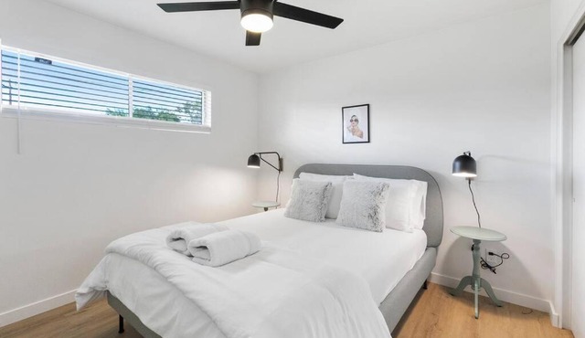 Contemporary Condo in Central Biltmore