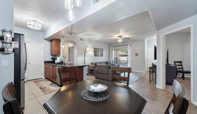 Coyote del Sol 3/2 Ground floor poolside in Mesa