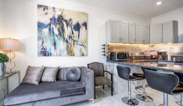Cozy 2-bedroom townhome elegant modern charming Chula Vista front golf course