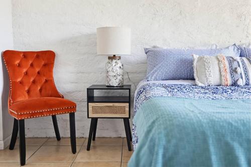 Cozy 2BR Near Westgate & Stadium, Pet Friendly V2