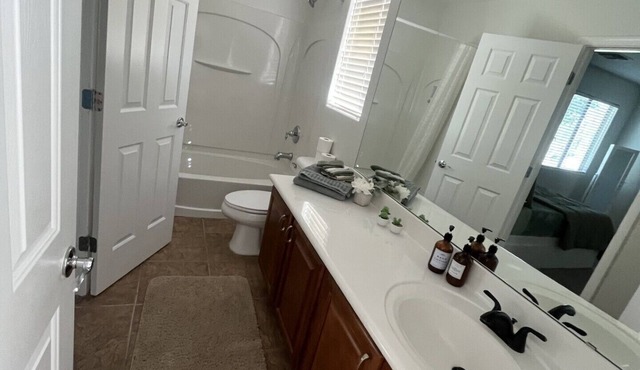 Cozy 4bd3ba Pool/FirePit/BBQ House in Maricopa