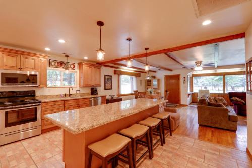 Cozy Cabin on 1 Acre in Premier Pine Neighborhood
