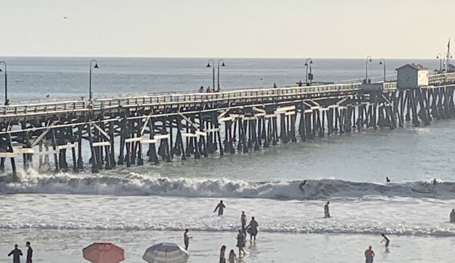 Cozy condo for rent 3 minutes from the beach!