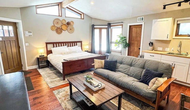 Cozy Private Studio Near Downtown Flagstaff