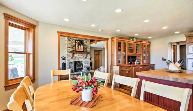 Custom Home w/Decks in Boulder! Gateway to Parks! in Boulder