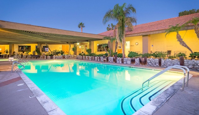 *Desert Oasis Resort*~ Mineral Hot Spring Pools