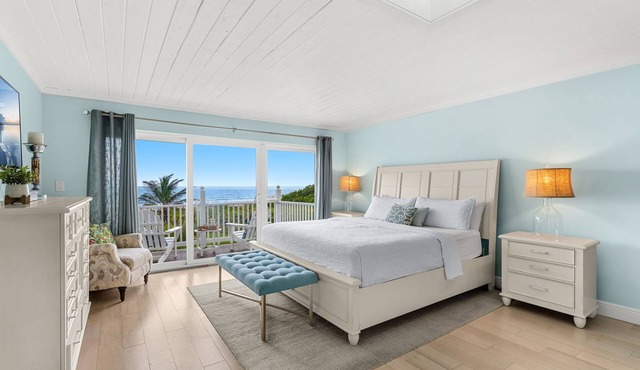 Direct Oceanfront Indialantic Getaway – Balcony, Patio & BBQ Grill! in Indialantic