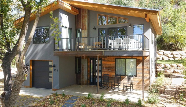 DOWNTOWN DURANGO HIDEOUT, MODERN CUSTOM HOME in Durango