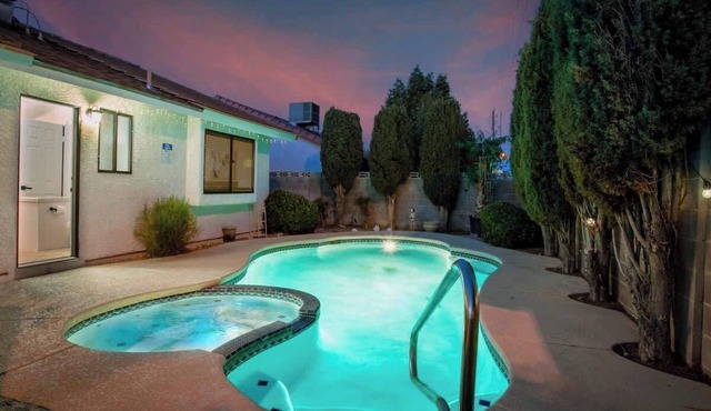 Dream Retreat-Remodeled 4BR w/Pool & Spa and MORE