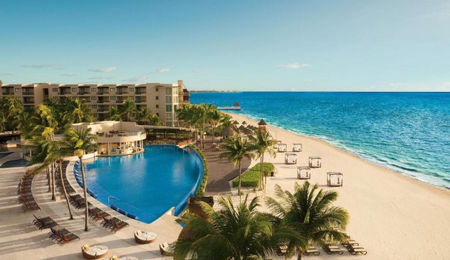 Dreams Riviera Cancun Resort & Spa - All Inclusive in Puerto Morelos