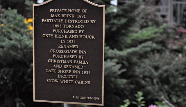Eagles Mere Lodging Perfect for Two People - Across from Outlet Pond in Eagles Mere