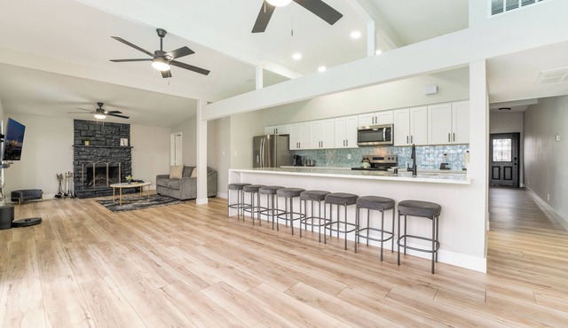 Eichler Retreat: Mid-Century Poolside Paradise w/Cabana Bar & 4 Bedrooms!