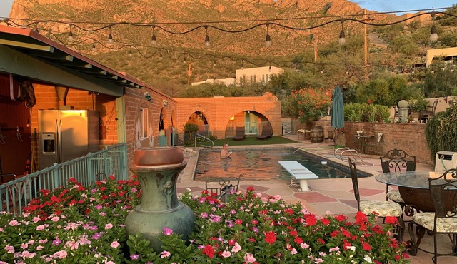 Entire Mountain View guesthouse hosted by Karen. New Pickleball Ct on property.