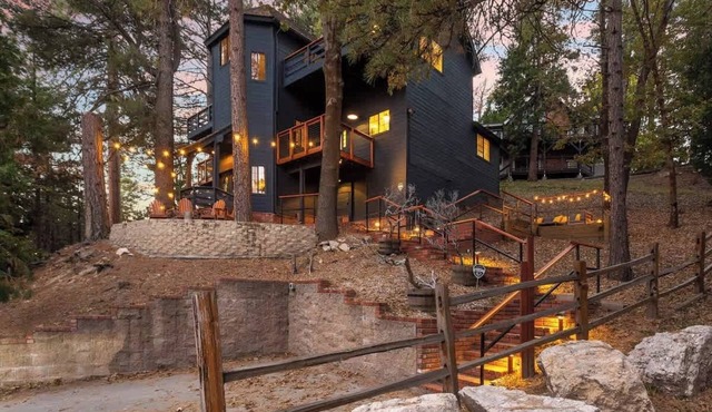 EV-Charged Treetop Cabin w/Game Room & Decks