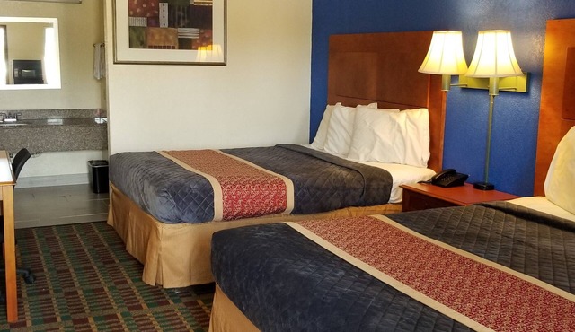 Executive Inn in Victoria