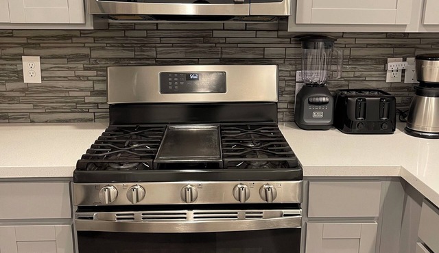 Extended Stay 3 Bedrooms Cozy Townhouse Living