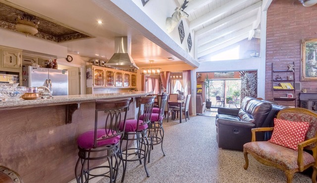 Family, Child & Pet friendly. For Nature lovers, close to National Parks!