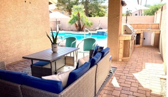 Family friendly, Relaxing, Heated Pool+spa